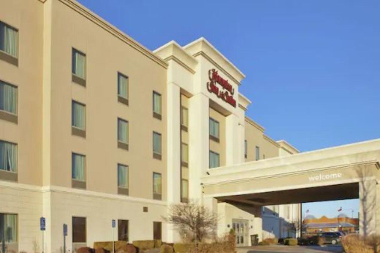 Hampton Inn & Suites Wichita-Northeast Eksteriør bilde