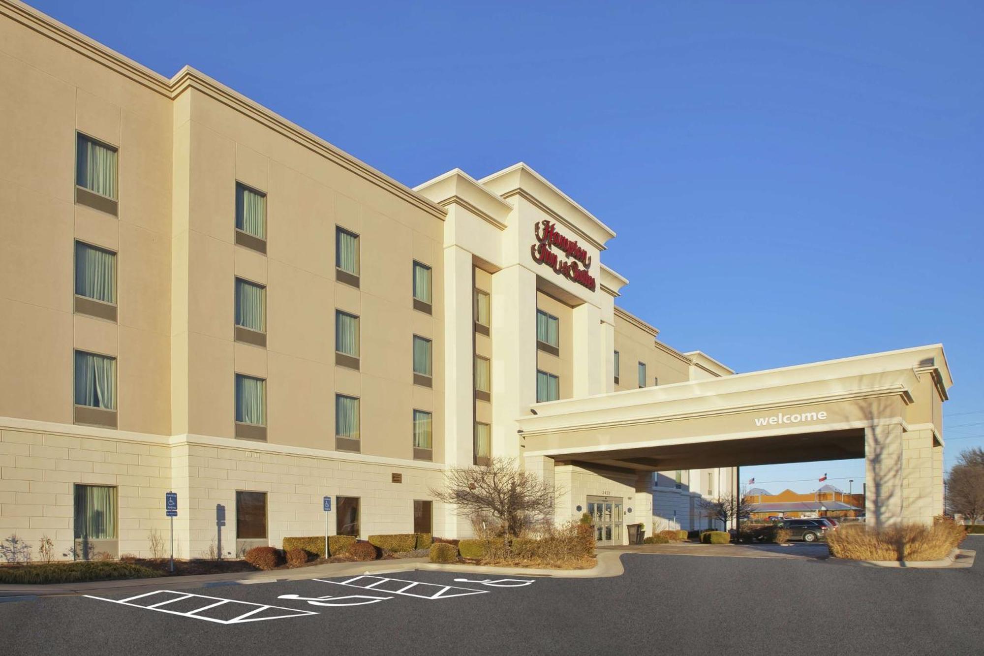 Hampton Inn & Suites Wichita-Northeast Eksteriør bilde