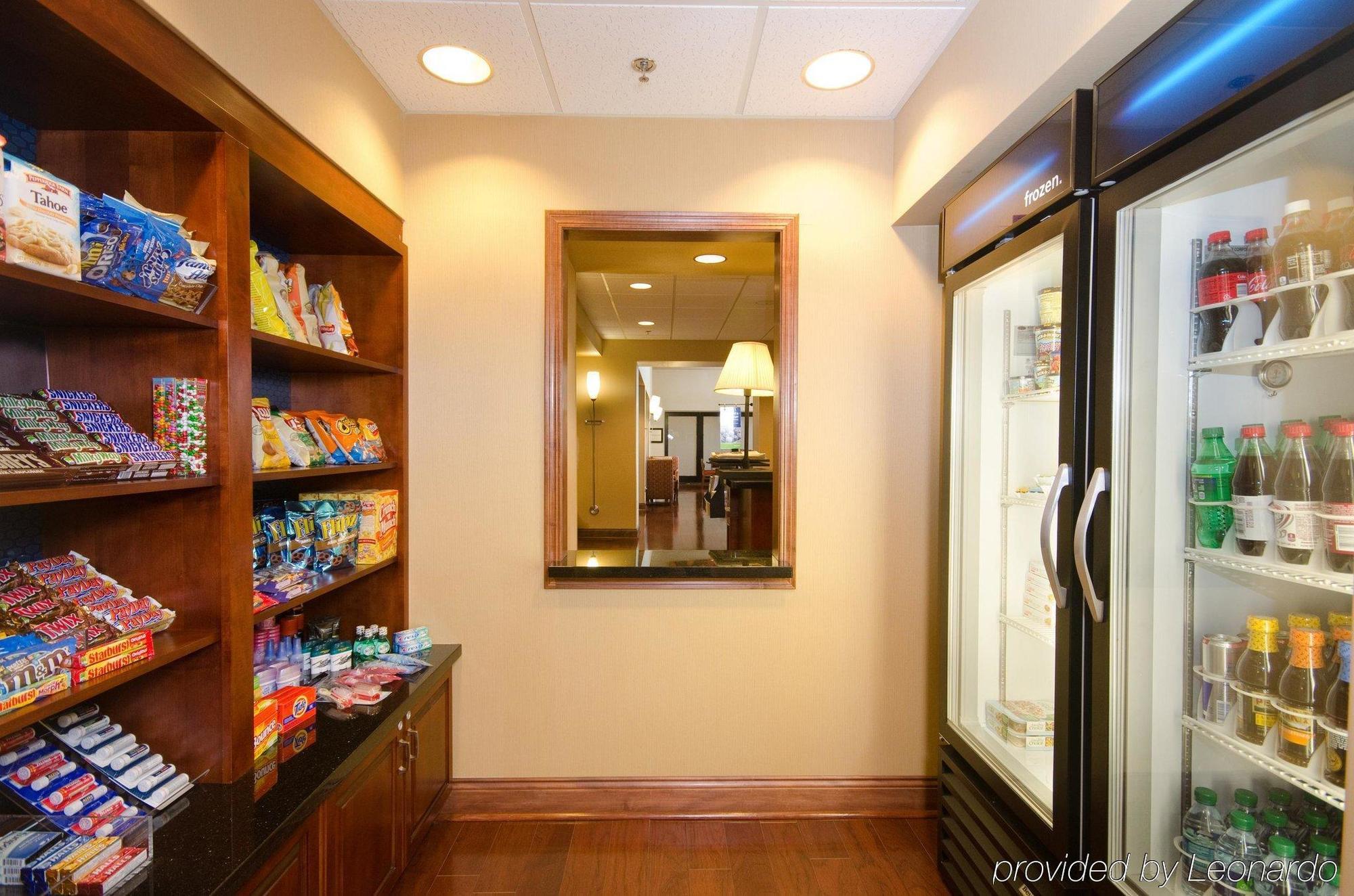 Hampton Inn & Suites Wichita-Northeast Eksteriør bilde