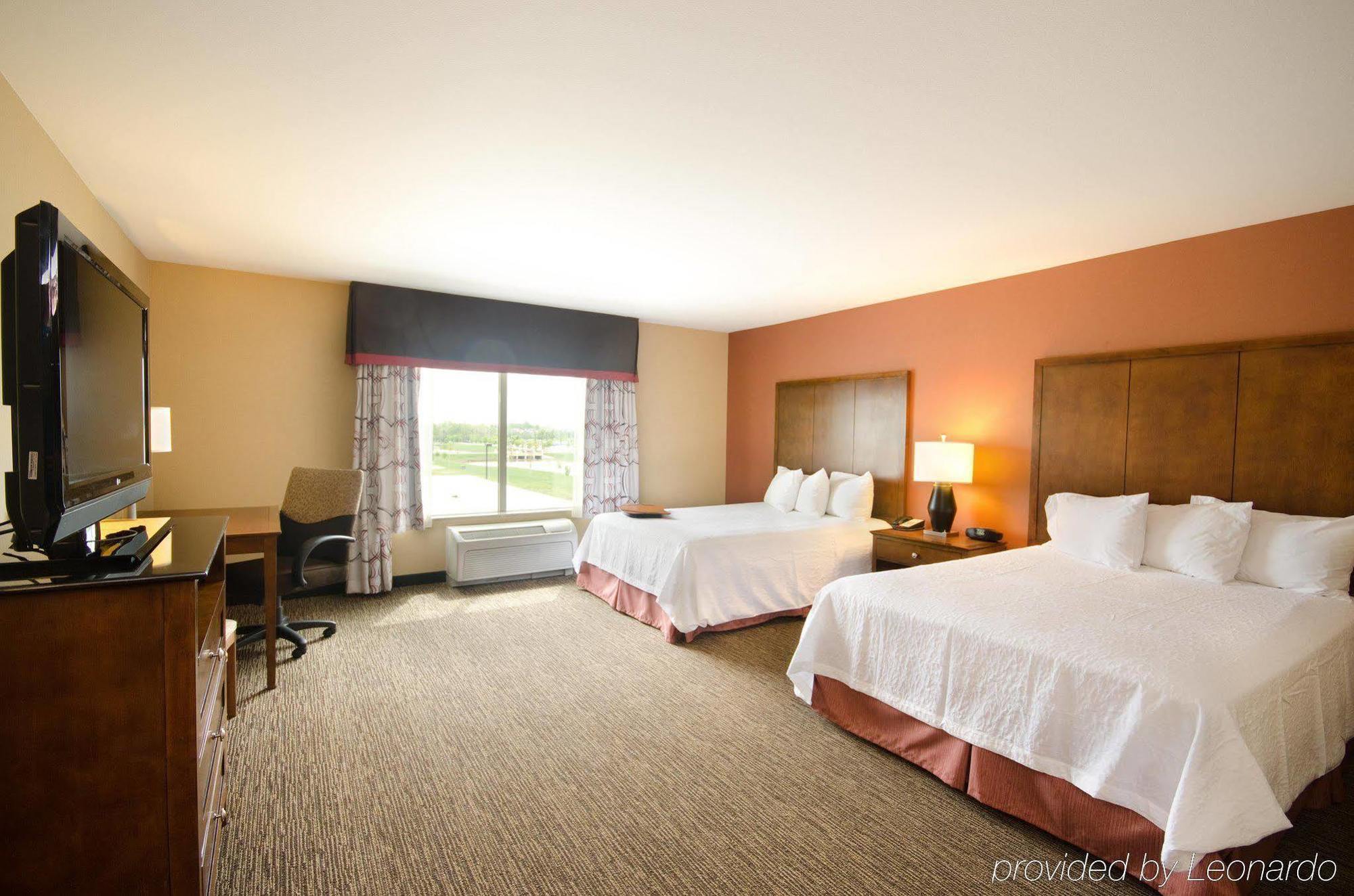 Hampton Inn & Suites Wichita-Northeast Eksteriør bilde