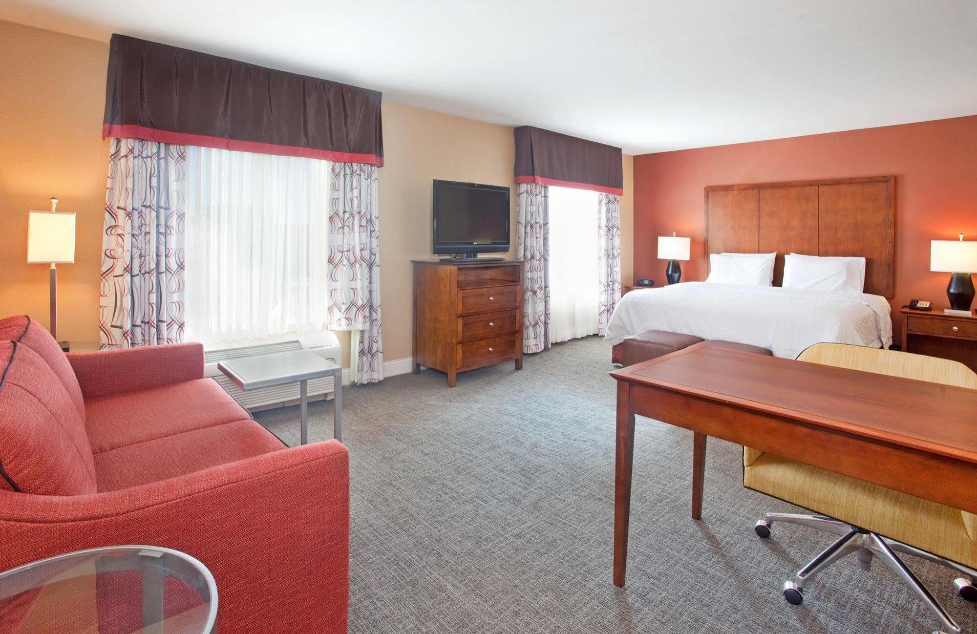 Hampton Inn & Suites Wichita-Northeast Eksteriør bilde